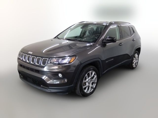 2022 Jeep Compass Latitude Lux