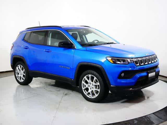 2022 Jeep Compass Latitude Lux