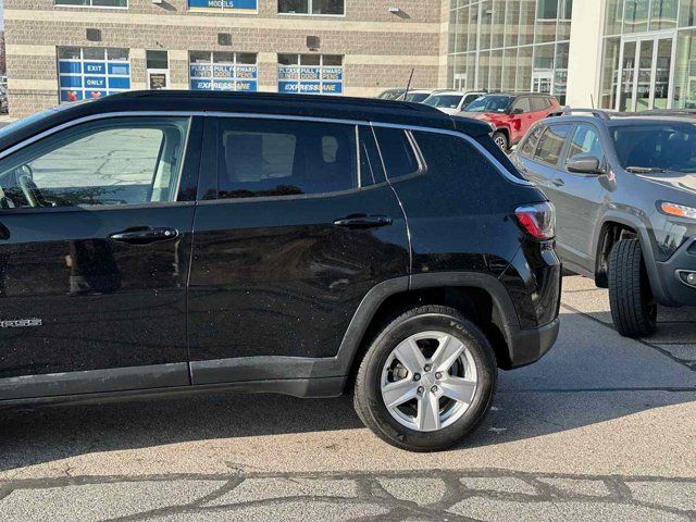 2022 Jeep Compass Latitude