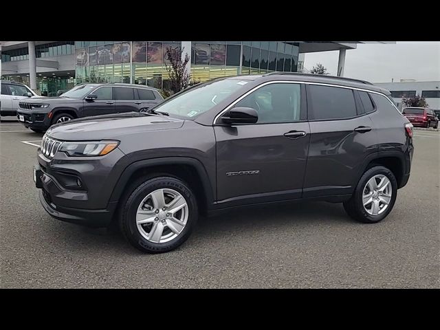 2022 Jeep Compass Latitude