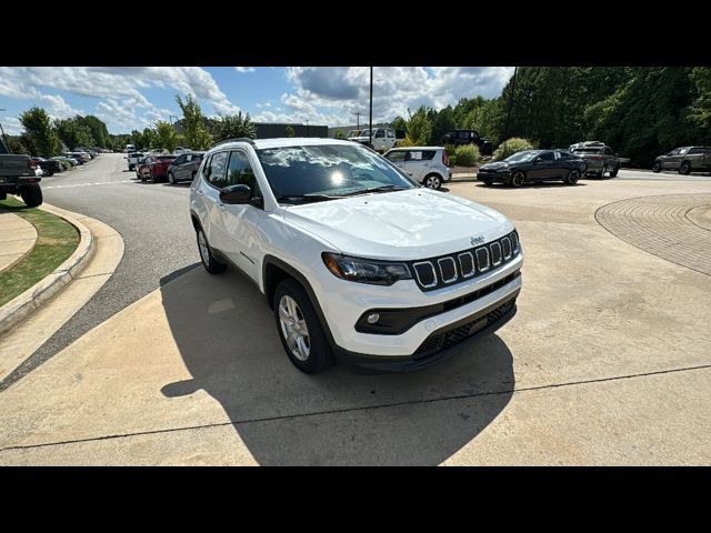 2022 Jeep Compass Latitude