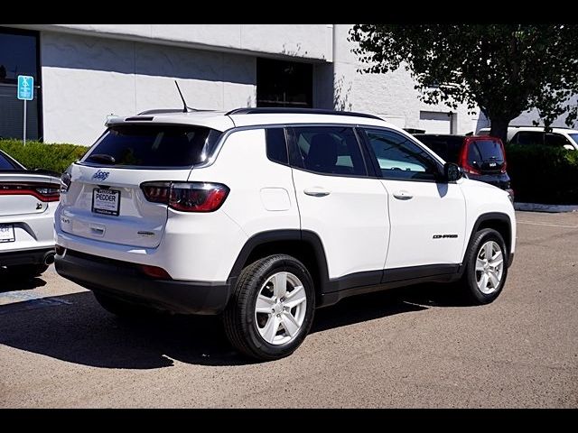 2022 Jeep Compass Latitude