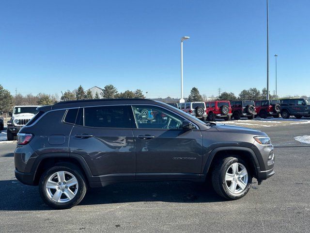 2022 Jeep Compass Latitude