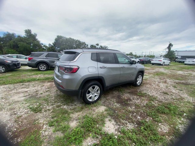 2022 Jeep Compass Latitude