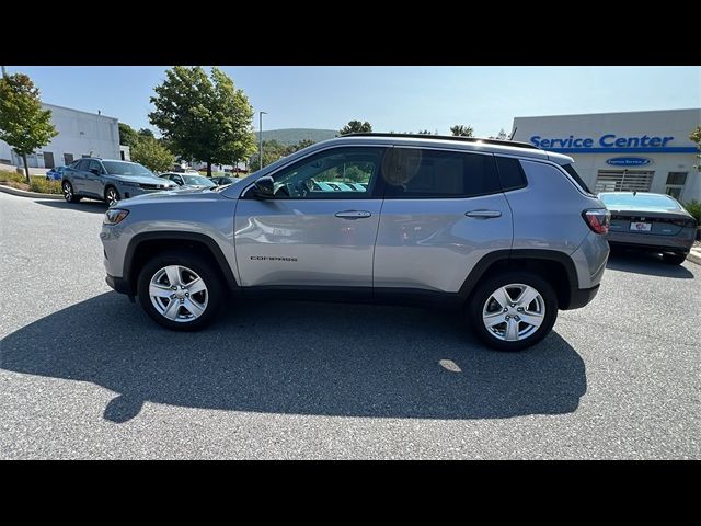 2022 Jeep Compass Latitude