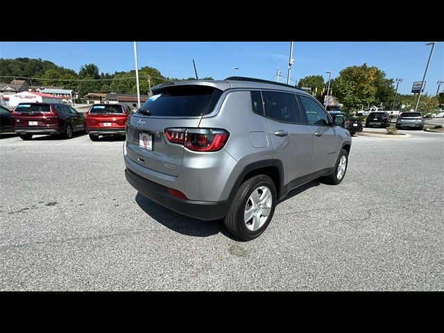 2022 Jeep Compass Latitude