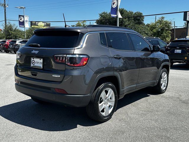 2022 Jeep Compass Latitude