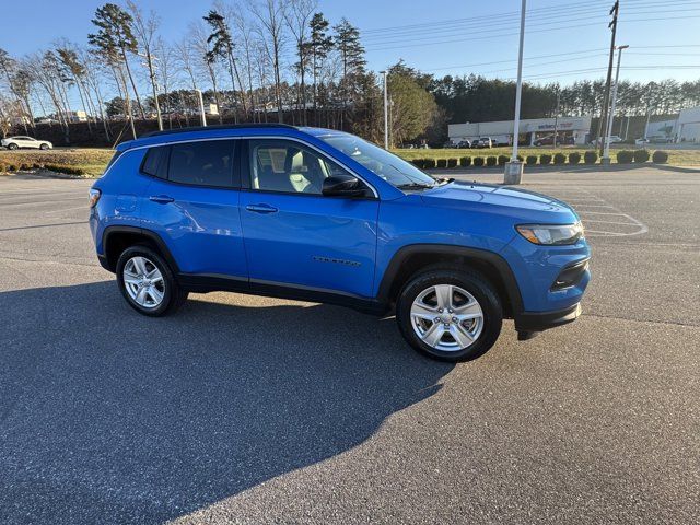 2022 Jeep Compass Latitude