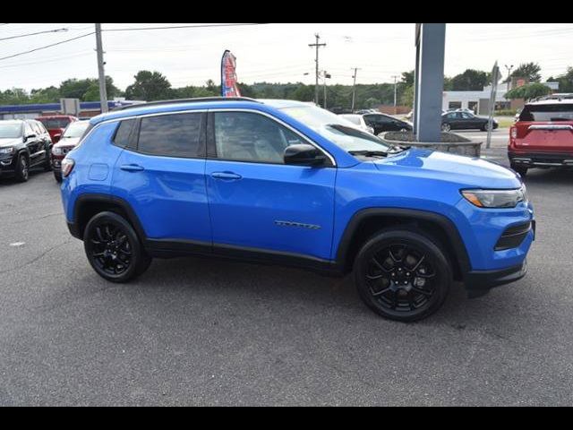 2022 Jeep Compass Latitude Lux