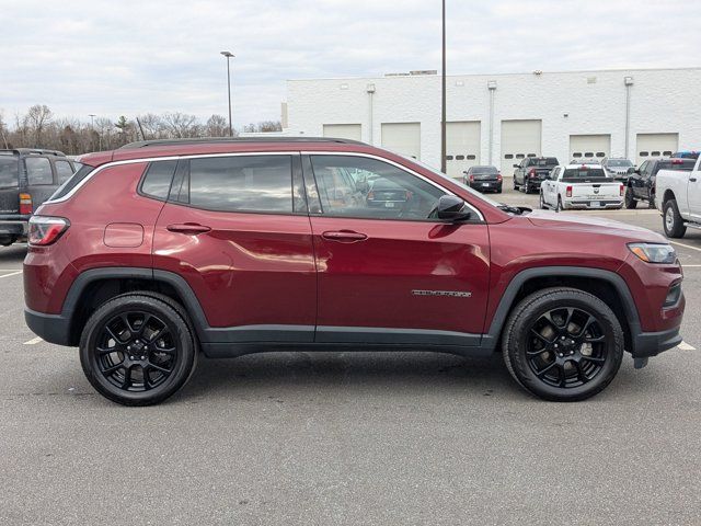 2022 Jeep Compass Latitude Lux