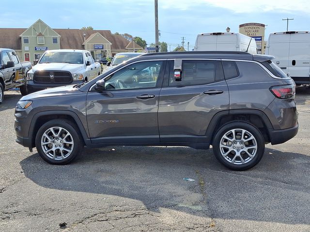 2022 Jeep Compass Latitude Lux