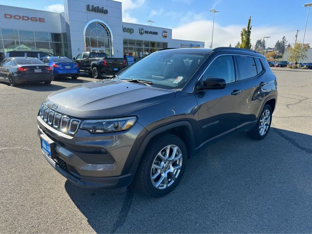 2022 Jeep Compass Latitude Lux