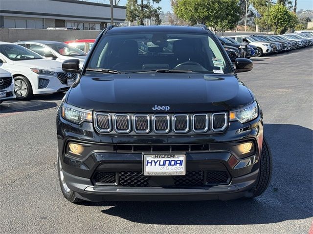 2022 Jeep Compass Latitude Lux