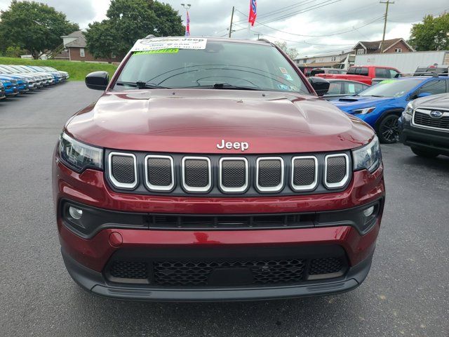 2022 Jeep Compass Latitude Lux