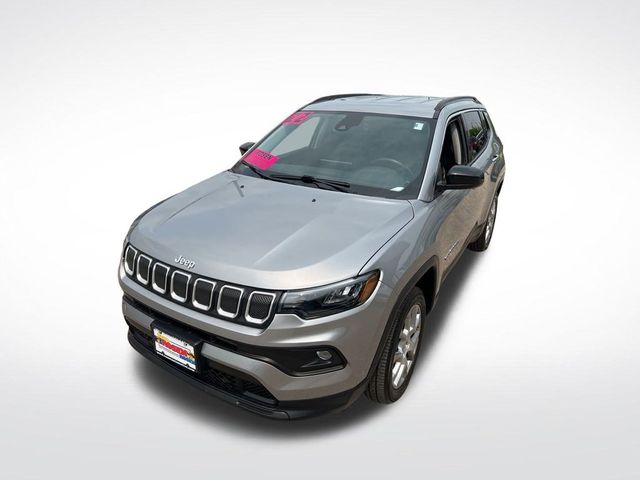 2022 Jeep Compass Latitude Lux