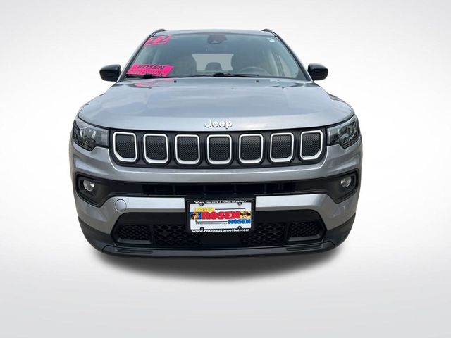2022 Jeep Compass Latitude Lux