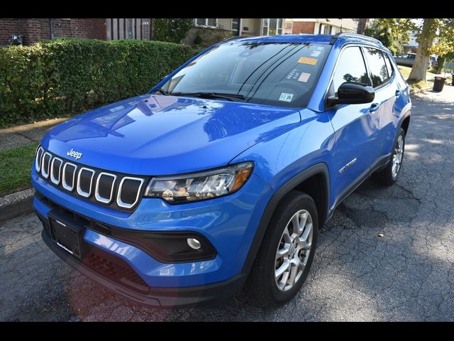 2022 Jeep Compass Latitude Lux