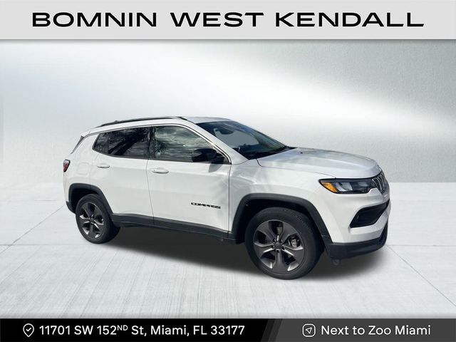 2022 Jeep Compass Latitude Lux