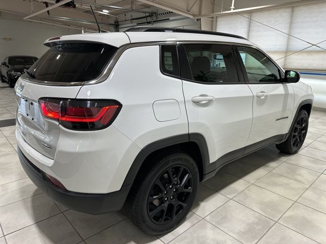 2022 Jeep Compass Latitude Lux