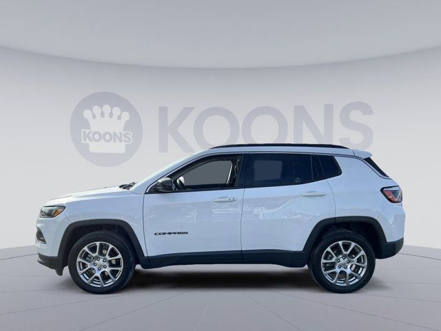 2022 Jeep Compass Latitude Lux