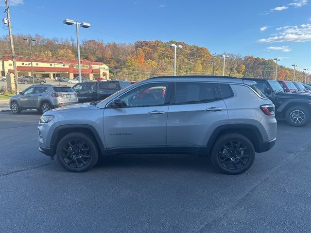 2022 Jeep Compass Latitude Lux