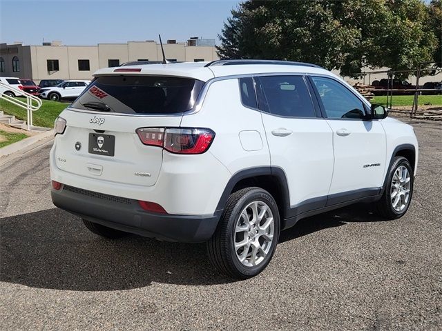 2022 Jeep Compass Latitude Lux