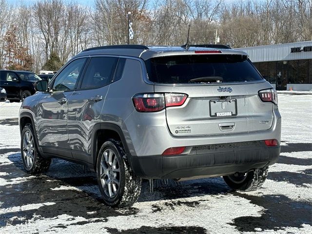 2022 Jeep Compass Latitude Lux