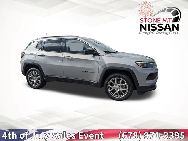 2022 Jeep Compass Latitude Lux