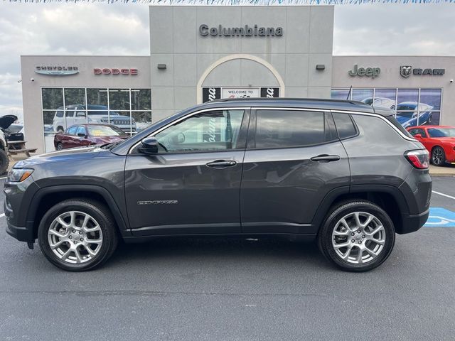 2022 Jeep Compass Latitude Lux