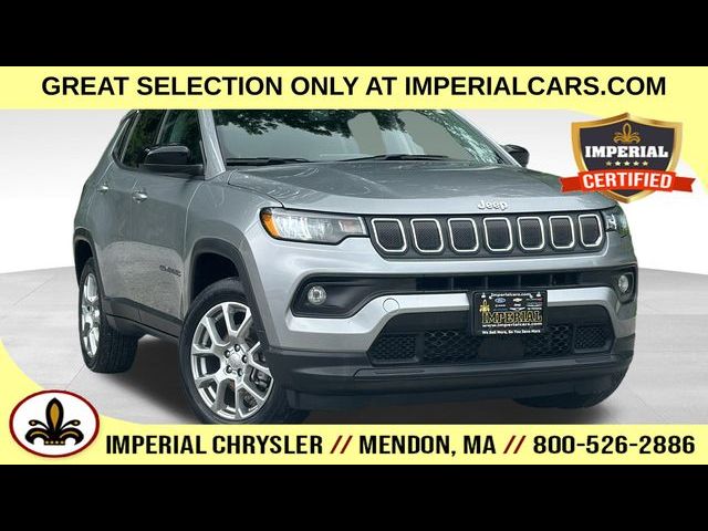 2022 Jeep Compass Latitude Lux