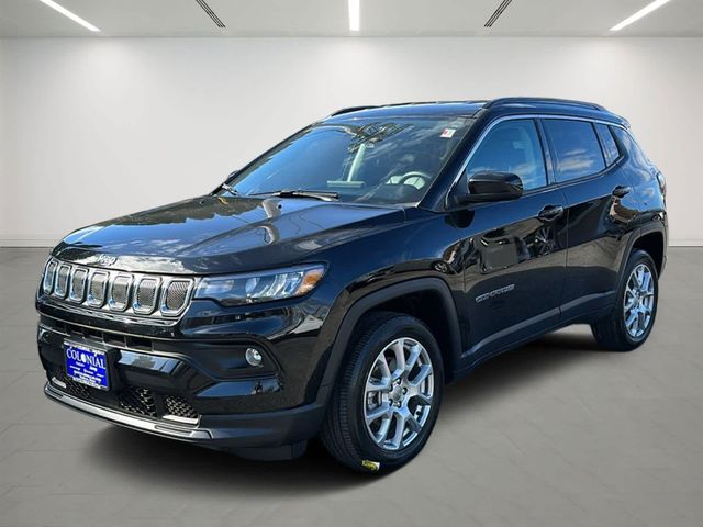 2022 Jeep Compass Latitude Lux