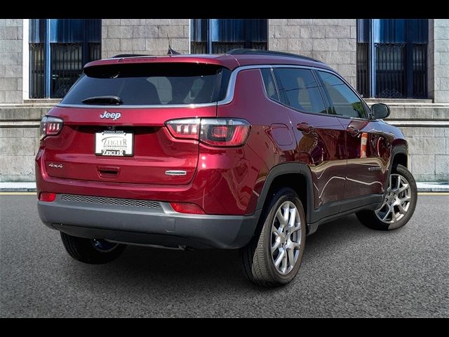 2022 Jeep Compass Latitude Lux