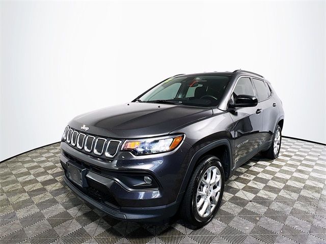 2022 Jeep Compass Latitude Lux