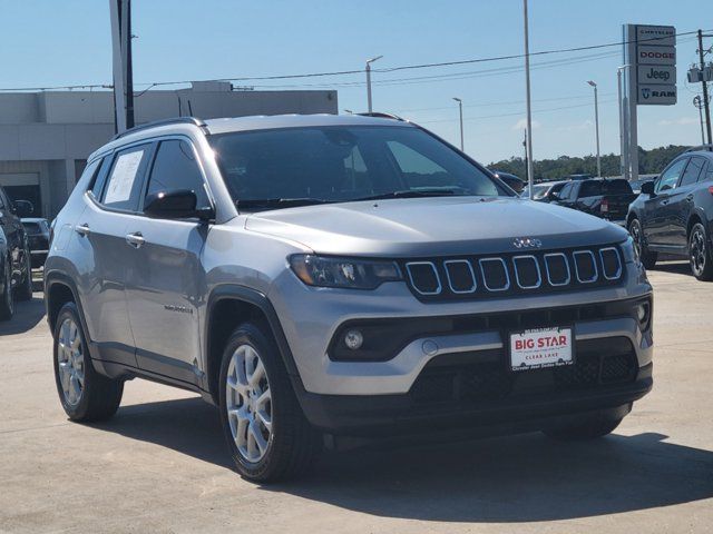 2022 Jeep Compass Latitude Lux