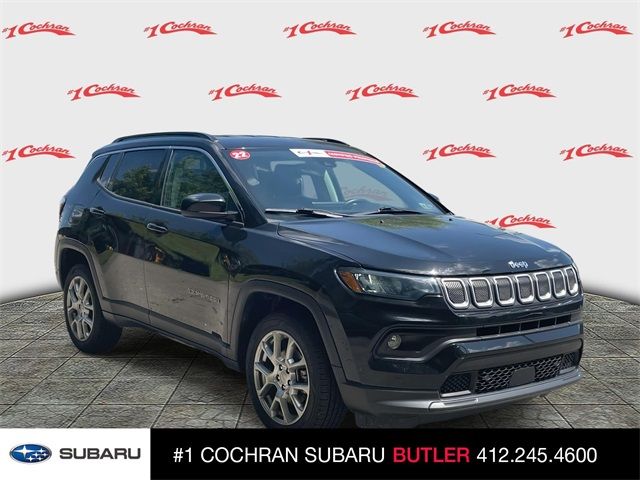 2022 Jeep Compass Latitude Lux