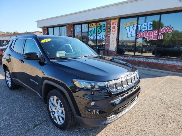 2022 Jeep Compass Latitude Lux