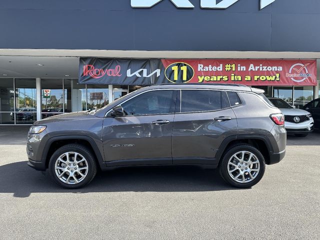 2022 Jeep Compass Latitude Lux