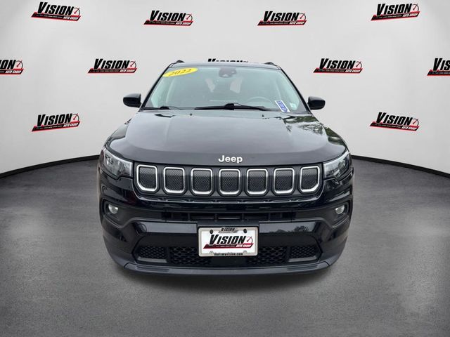 2022 Jeep Compass Latitude Lux