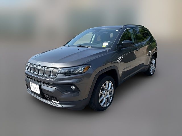 2022 Jeep Compass Latitude Lux