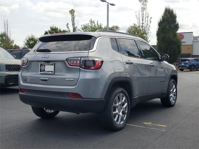 2022 Jeep Compass Latitude Lux