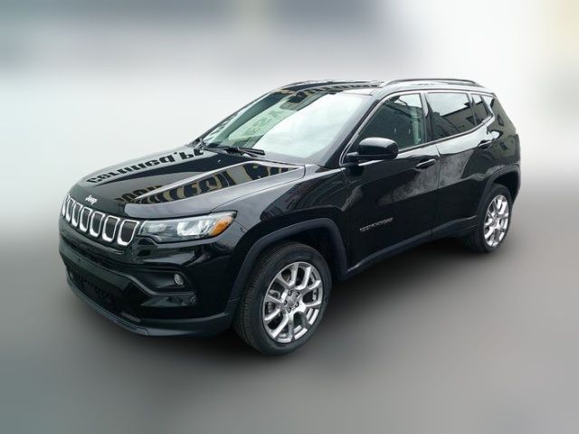 2022 Jeep Compass Latitude Lux