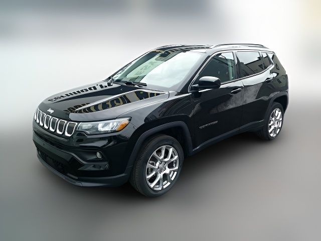 2022 Jeep Compass Latitude Lux