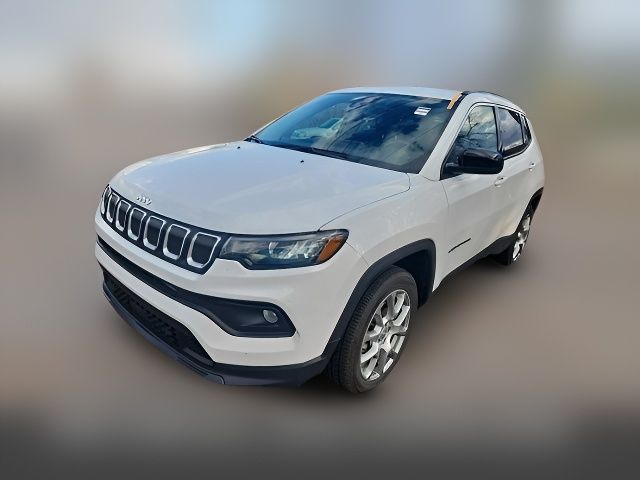 2022 Jeep Compass Latitude Lux