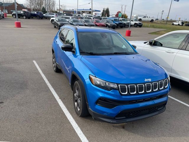 2022 Jeep Compass Latitude Lux