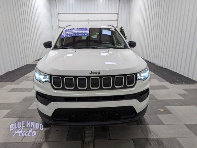 2022 Jeep Compass Latitude Lux