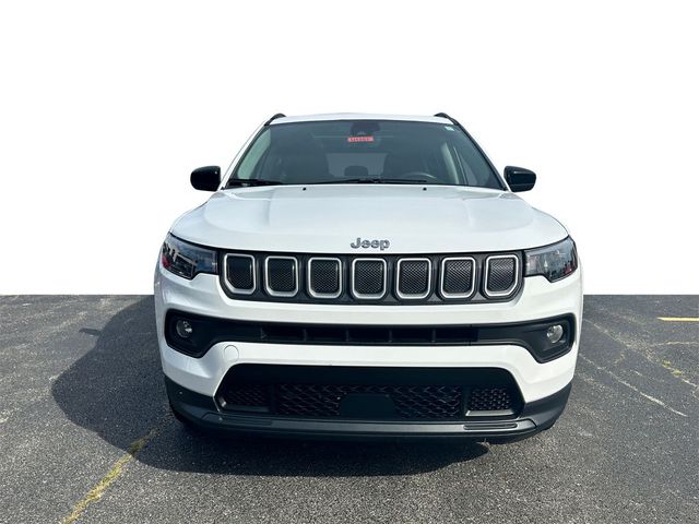 2022 Jeep Compass Latitude Lux