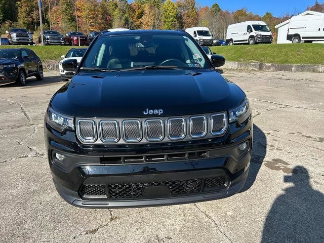 2022 Jeep Compass Latitude Lux