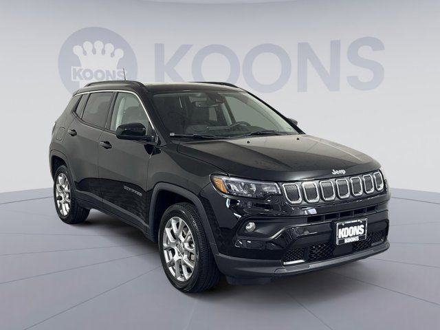 2022 Jeep Compass Latitude Lux