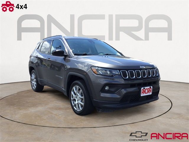 2022 Jeep Compass Latitude Lux