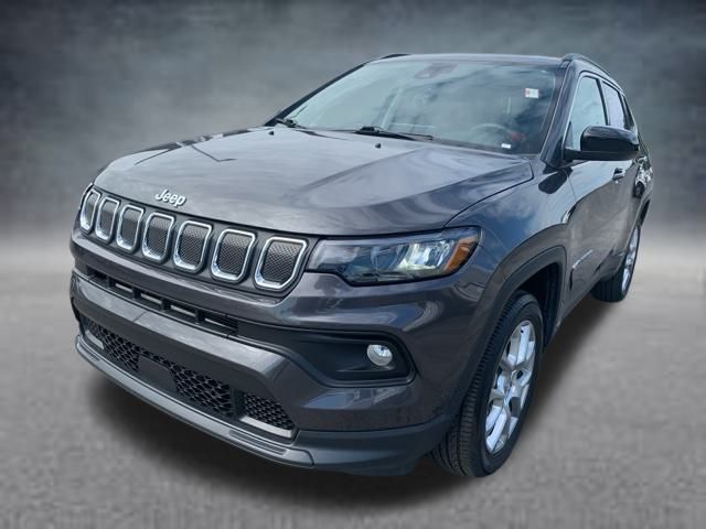 2022 Jeep Compass Latitude Lux